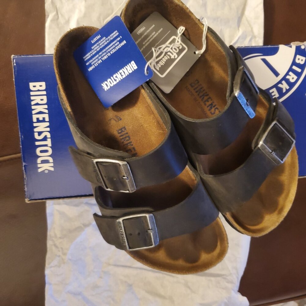 Arizona Soft Footbed Sandals - Women's  Black Oiled Leather - Size 39